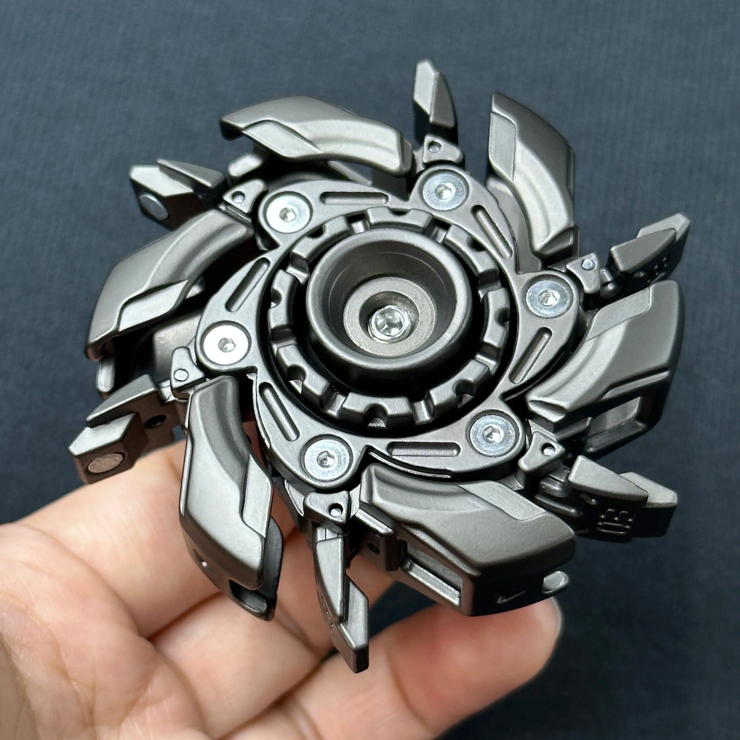 Metalowy spinner EDC z magnesem – zabawka antystresowa dla dorosłych