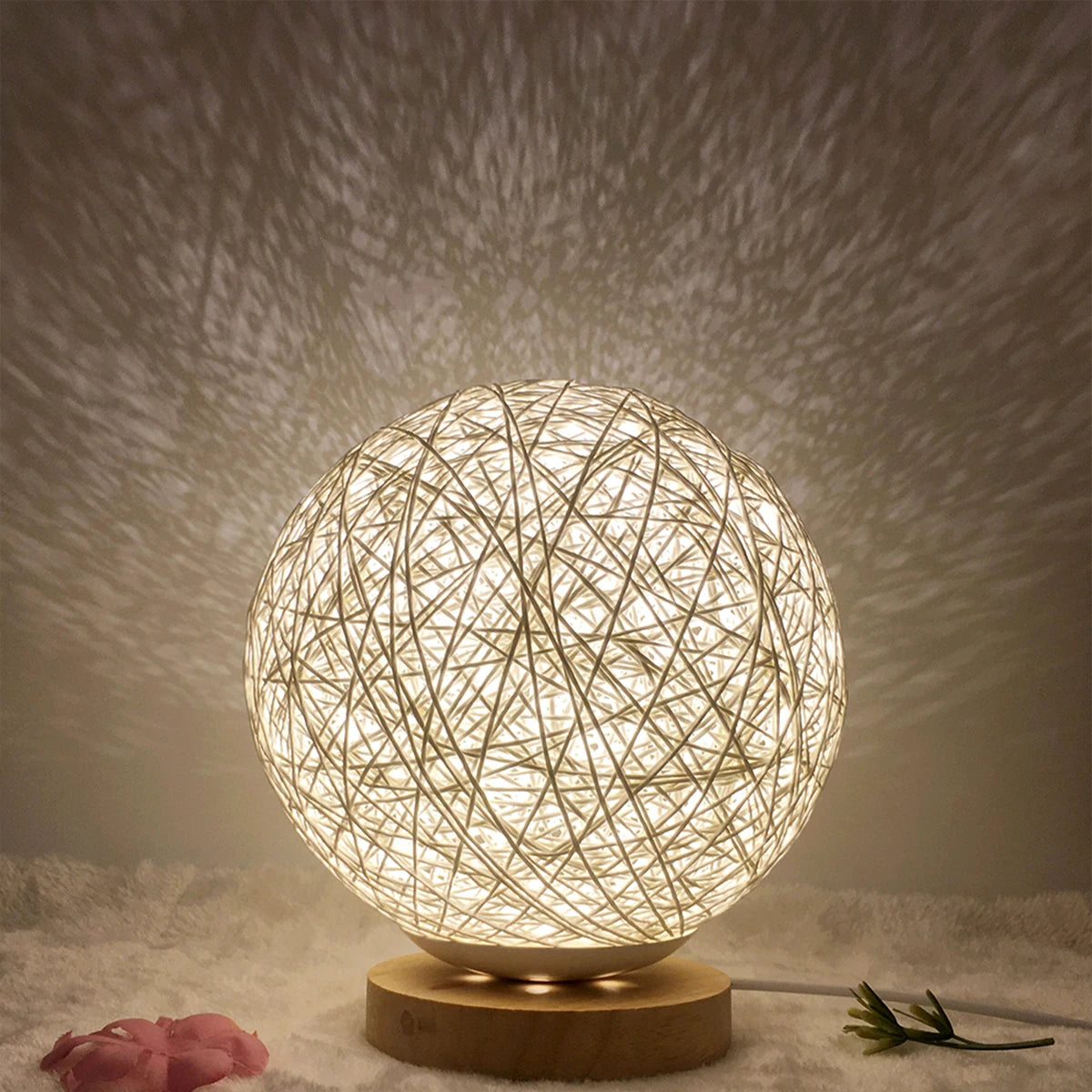 Lampka LED kula rattanowa- lampka biurowa USB(2 warianty)