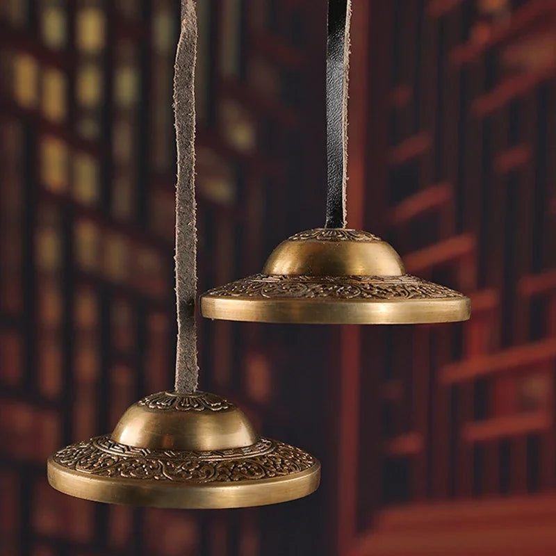 Nepalskie dzwonki Tingsha z mosiądzu – ręcznie wykonane, do praktyk oddechowych i medytacji