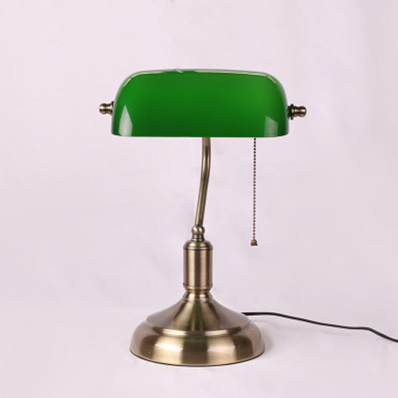 Lampka Nocna Biurowa w Stylu Retro – Zielony Klosz i Złota Podstawa