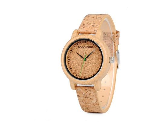 Drewniany zegarek – styl casual z naturalnego bambusa