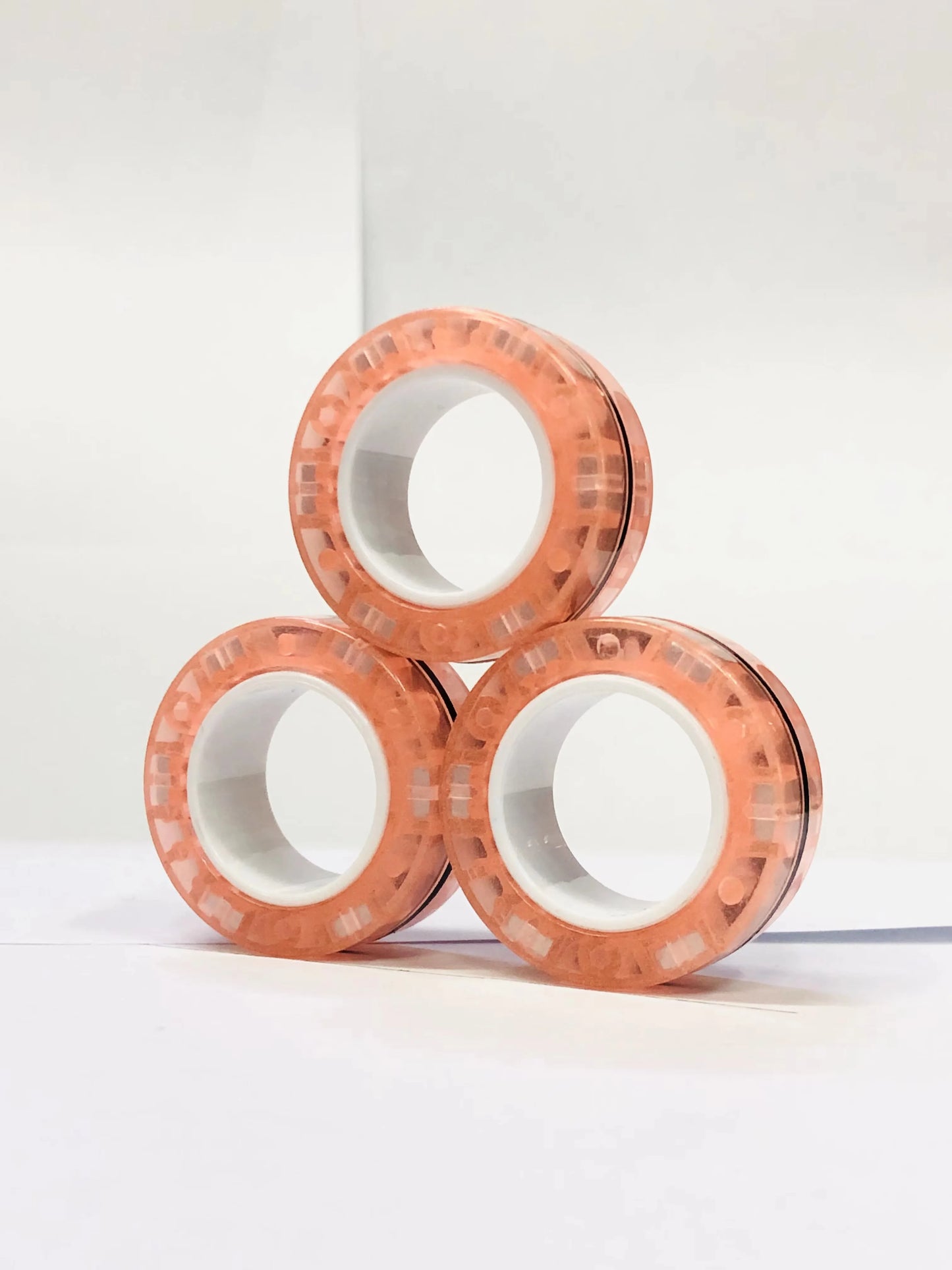 Zestaw 3 Magnetycznych Pierścieni EDC – Kolorowe Fidget Ringi do Zabaw i Rąk
