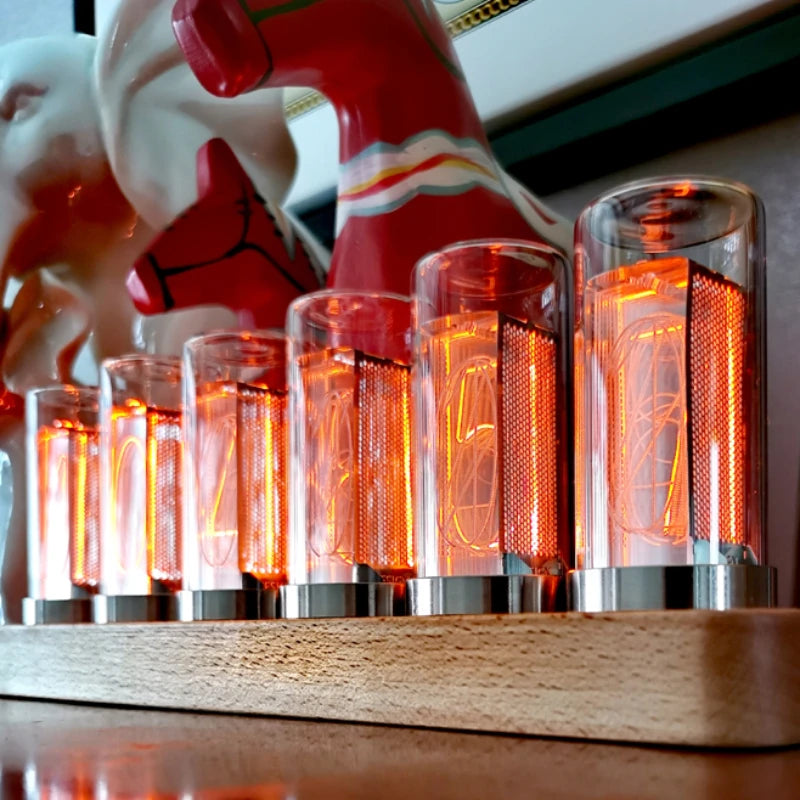 Zegar LED w Stylu Retro-Dekoracyjny Zegar Biurkowy z Kolorowym Podświetleniem i Wyświetlaczem VFD
