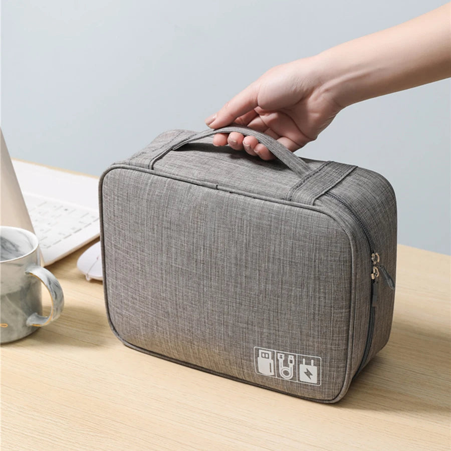 Organizer na kable i elektronikę-wodoodporny,kompaktowy,z zamkiem