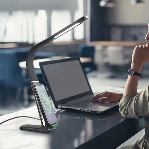 Nowoczesna minimalistyczna lampka biurkowa z ładowaniem bezprzewodowym USB 10W