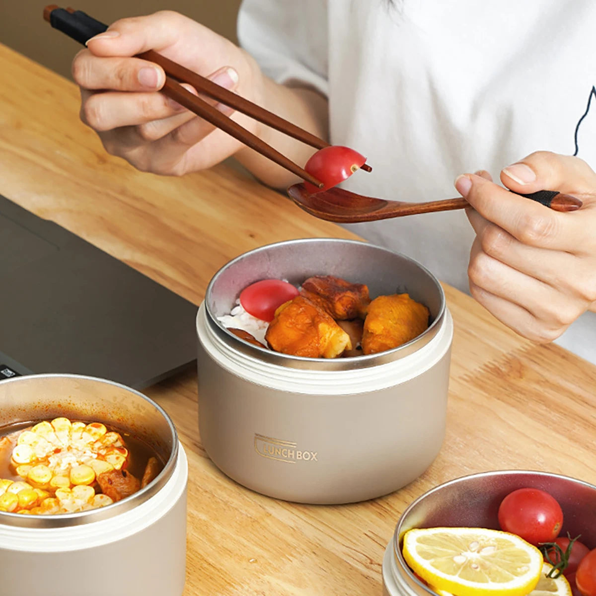 Lunchbox Stalowy z Torbą Termiczną – Dwuwarstwowy, Hermetyczny Pojemnik na Jedzenie